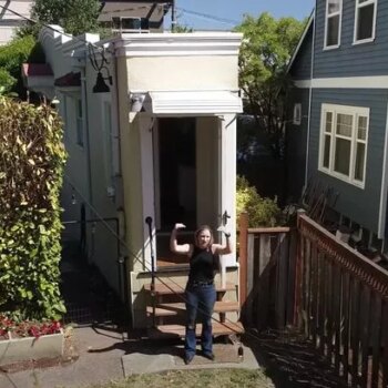 Inside quirky 15ft Seattle pie-shaped tiny home that’s only 55 inches wide