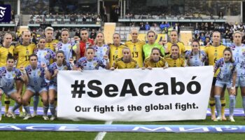 Schwedinnen zeigen Solidarität: Besondere Geste für Spaniens Fußballerinnen