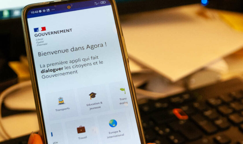 Le gouvernement lance l’application « Agora » pour « rapprocher l’action publique des citoyens »