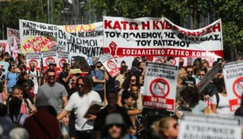 Grecia permite la semana laboral de seis días y jornadas de hasta trece horas
