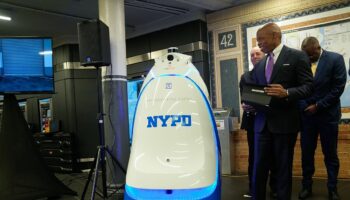 Un robot policía patrullará la estación de metro de Times Square