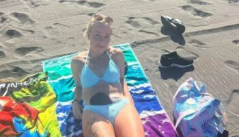 'I worried about showing my stoma bag on holiday - a kind stranger changed everything'
