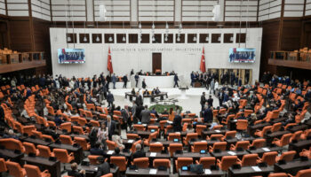 En Turquie, une explosion entendue dans la capitale, le ministre de l’Intérieur dénonce un « attentat terroriste »