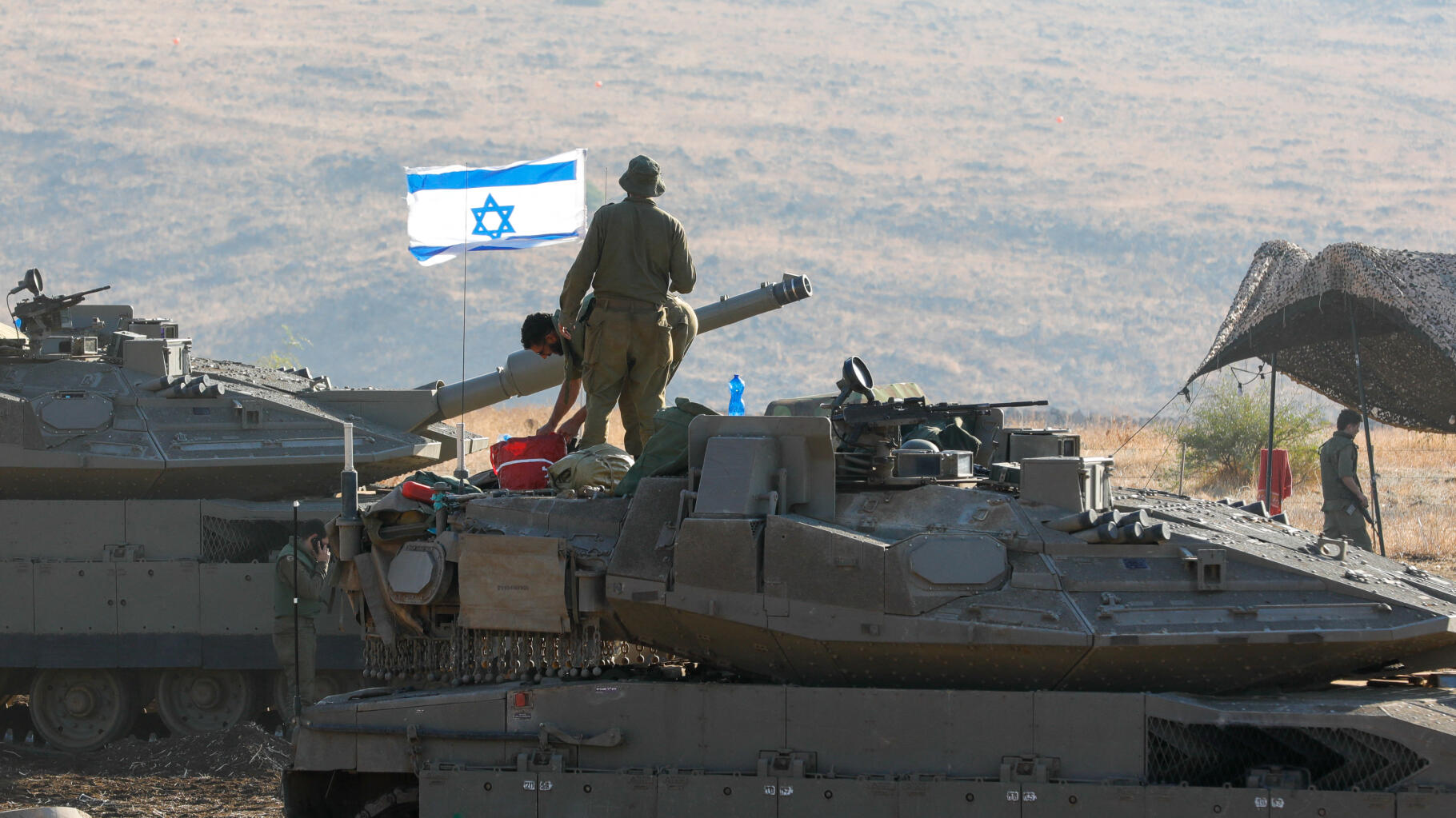 Guerre Israël-Hamas : frappe en Syrie, infiltrations au Liban, porte-avions américain… le point sur la situation