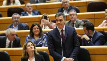 El Senado reprueba las "negociaciones opacas" de Pedro Sánchez con quienes "quieren dinamitar el Estado"