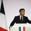 Macron propone modificar la Constitución y ampliar el recurso al referéndum