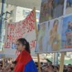 « On fera tout pour aider les réfugiés… » : à Marseille, les Arméniens de France manifestent leur solidarité