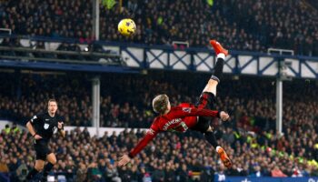 Everton vs Manchester United LIVE: Premier League latest updates as Garnacho scores stunning overhead kick