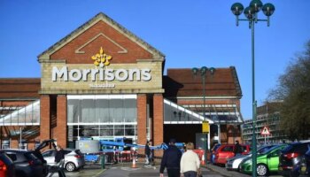 Morrisons shoppers spot glaring Christmas decoration blunder - and the shop fesses up