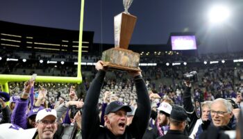 For the flawed Washington Huskies, imperfection is an unbeatable trait