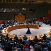Le Conseil de sécurité de l’ONU exige une aide “à grande échelle” pour Gaza mais reste muet sur un cessez-le-feu.