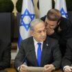 Liveblog zum Krieg in Nahost: Sprechchöre gegen Netanjahu in Knesset