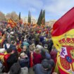 El PP vuelve a llenar en Madrid contra la amnistía y la "humillación insoportable" del mediador salvadoreño