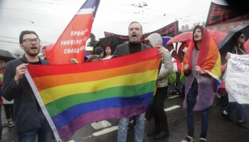La Policía lleva a cabo redadas en varios clubes LGBT de Moscú