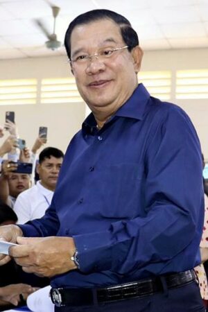 Cambodia: Hun Sen's dynasty consolidates grip on power