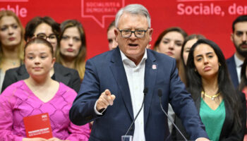Élections européennes : les socialistes lancent leur campagne sous le signe de la peur