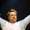 Sex Pistols : selon John Lydon, l’immigration provoque “divisions” et “animosité”