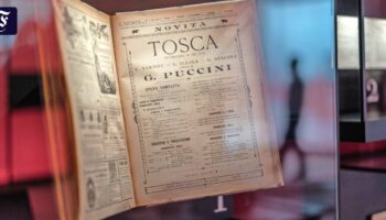 Wie man mit Opern 210 Millionen Euro verdient: Eine Ausstellung zu Giacomo Puccini in Berlin