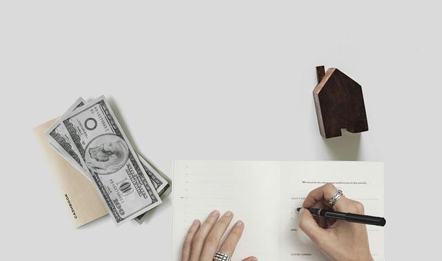 Economic Implications of Proposed Tax Cuts for Australian ​Citizens
