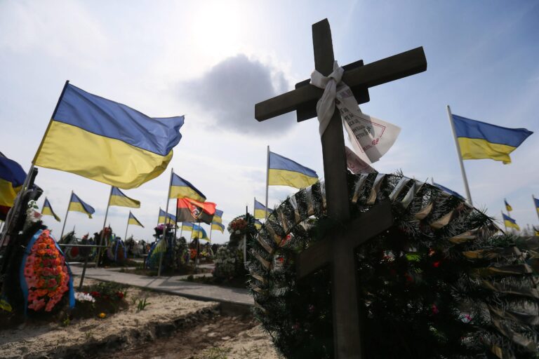 Ukraine and Russia do the Trump dance to shift blame for peace-talk problems – POLITICO Europe