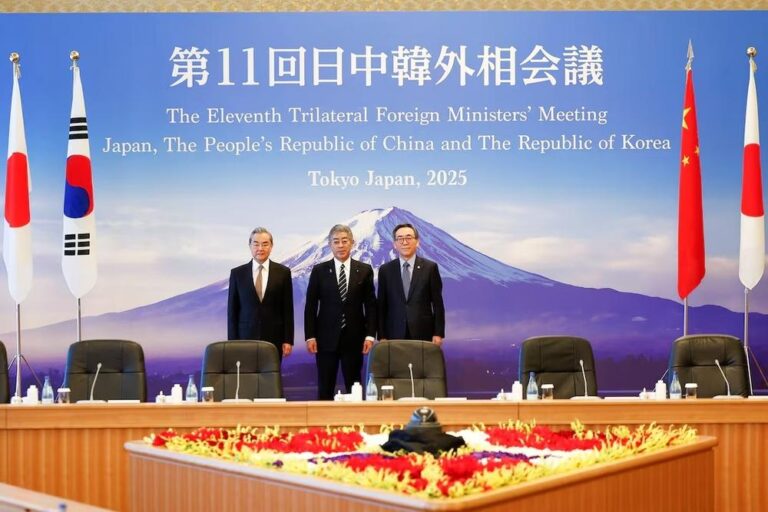 China, South Korea and Japan agree to strengthen trade ties in response to Trump tariffs – FRANCE 24 English