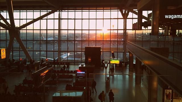 Heathrows Justification for Airport⁤ Closure⁢ in the ⁢Face of ‌Criticism