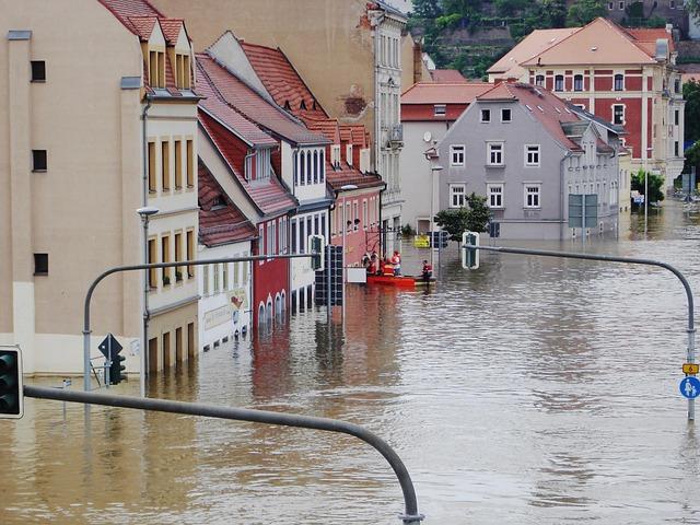 Safety Guidelines for Residents During Flood Emergencies