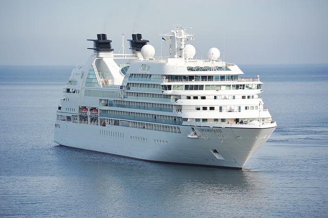 destination Highlights: The best Ports of Call for Luxury Cruises