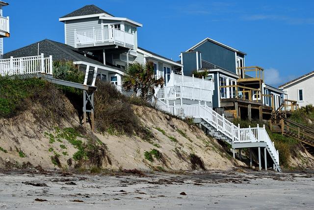 Community ⁤Response: ​Local Efforts and Solutions to combat Beach ‌Erosion