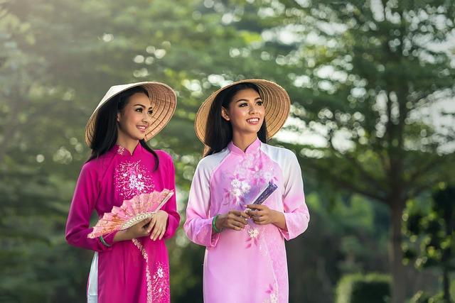 Thailands Diplomatic Maneuvering: Balancing Relations with China and the West