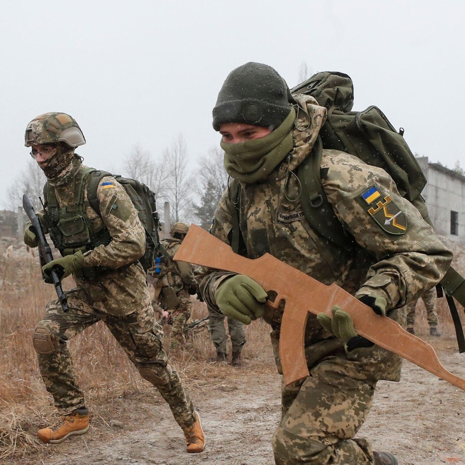 Ukraine war latest: US sanctions Russian firms but lifts sanctions on Putin ally’s wife – The Kyiv Independent