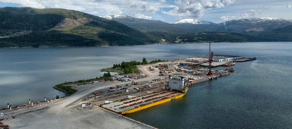 Canada Minister Wants LNG Canada Doubled, Eyes Western Pipeline Upgrade – Bloomberg.com