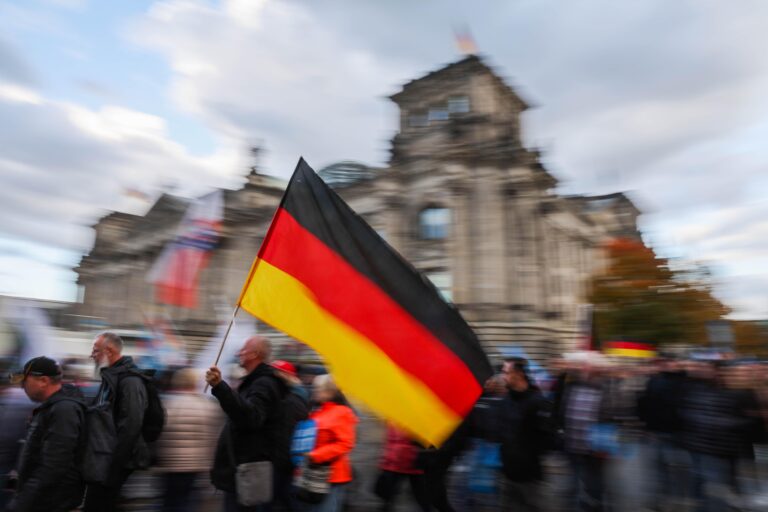 Germany activates 5,000 troops on NATO’s eastern flank – Straight Arrow News