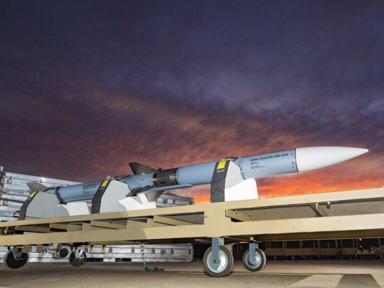 Australia seeks to procure new AIM-120C-8/D-3 missiles – Janes