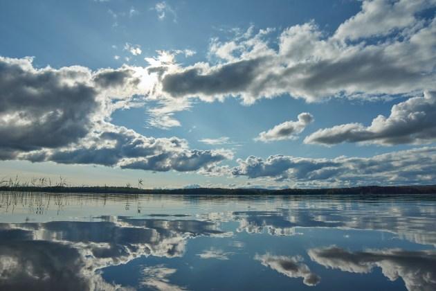 What’s with this weather? Hot and cold splits the nation. – USA Today