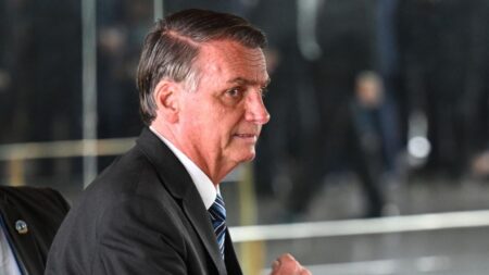 Jair Bolsonaro: Brazil’s Former President in Intensive Care Following Lengthy 12-Hour Surgery