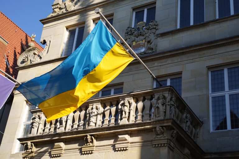 Historic Prisoner Exchange: Ukraine and Russia Trade Over 500 POWs and Detainees