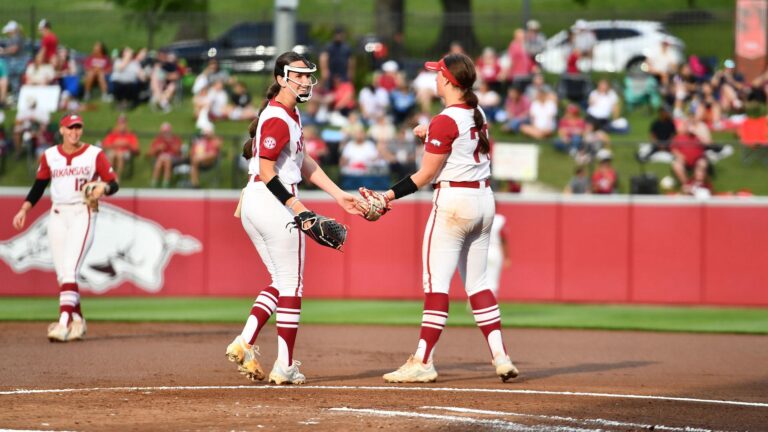 Arkansas Soars to No. 9 in National Softball Rankings as They Gear Up for Showdown with No. 2 Texas A&M!