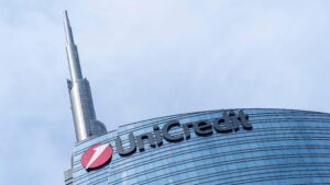 UniCredit Board Convenes Amid New Challenges for BPM Deal in Italy