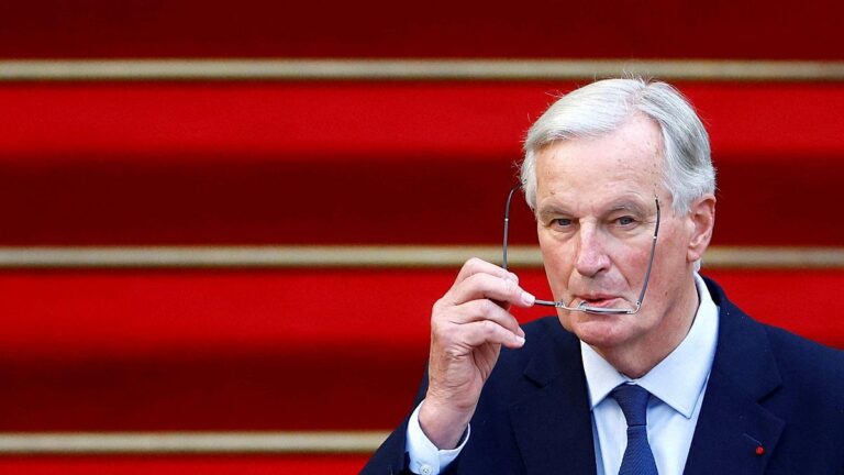 French Premier Condemns Shocking ‘Islamophobic’ Murder of Muslim Man at Mosque