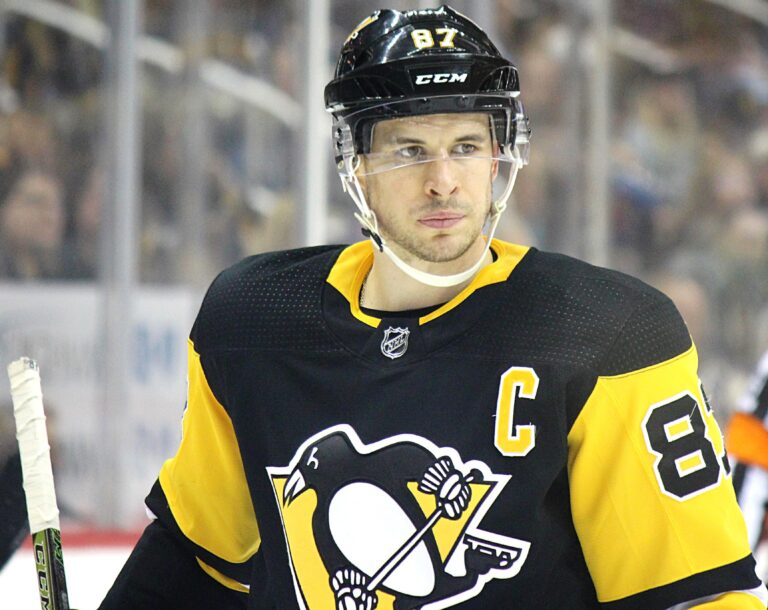 Sidney Crosby and Nathan MacKinnon Team Up for Team Canada at the World Championship!