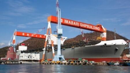 Japanese Shipyard Achieves Milestone with First Major Overhaul of American Warship!