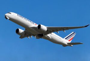 Airlines Sidestep Pakistan Airspace as Tensions with India Escalate