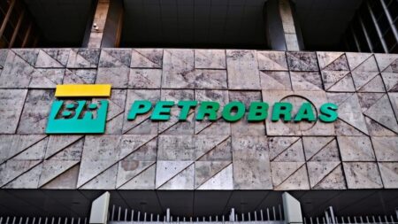 Petrobras Chief Sparks Controversy with ‘Drill, Baby, Drill!’ Comment on Amazon