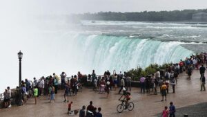 Is Canadian Tourism to Florida Plummeting by 80%? Unpacking the Truth!