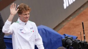Jannik Sinner Makes a Triumphant Comeback at the Italian Open, Igniting Fans’ Passion!