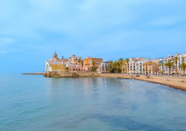 Discover Sitges: The Vibrant LGBTQ+ Haven of Spain’s Art Scene!
