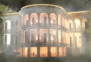 Historic Nottoway Plantation in Louisiana Engulfed in Flames: A Community’s Heartbreak