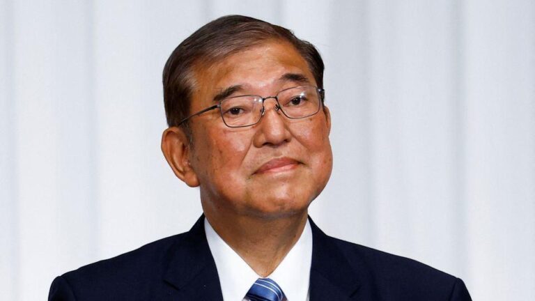 Japan’s PM Ishiba Faces Crisis as Approval Ratings Plummet to Record Lows!