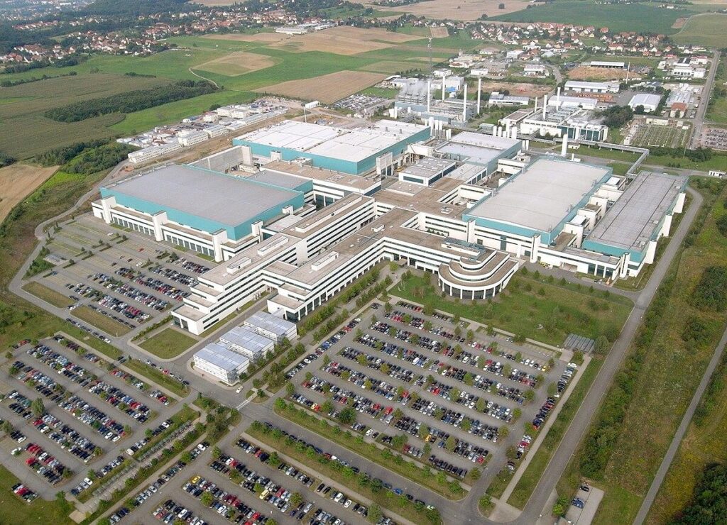 Thales, Radiall, and FoxConn Join Forces to Launch Cutting-Edge Semiconductor Assembly Plant in France!